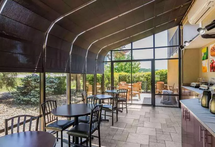 فندق Quality Inn & Suites Sevierville  Pigeon Forge