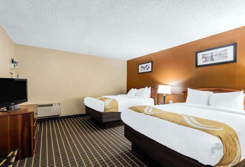 فندق Quality Inn & Suites Sevierville  Pigeon Forge