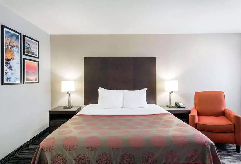 호텔 Ramada By Wyndham Monterey