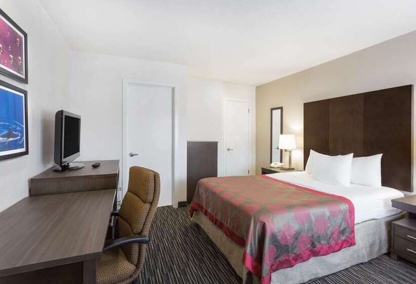 בית מלון כפרי Ramada By Wyndham Monterey