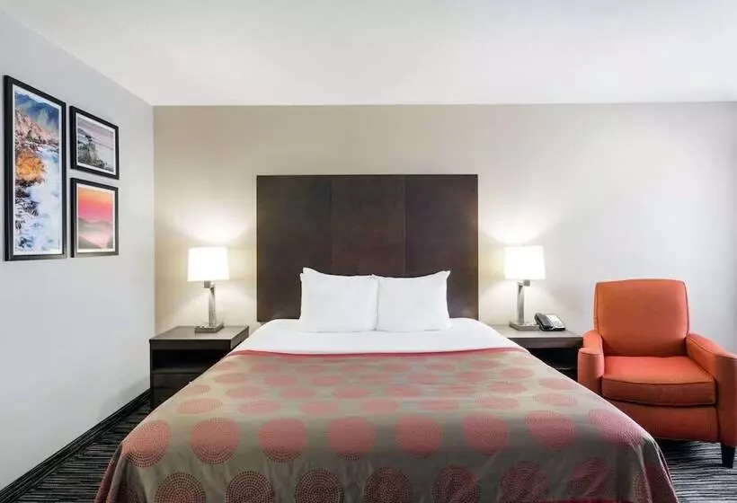 호텔 Ramada By Wyndham Monterey