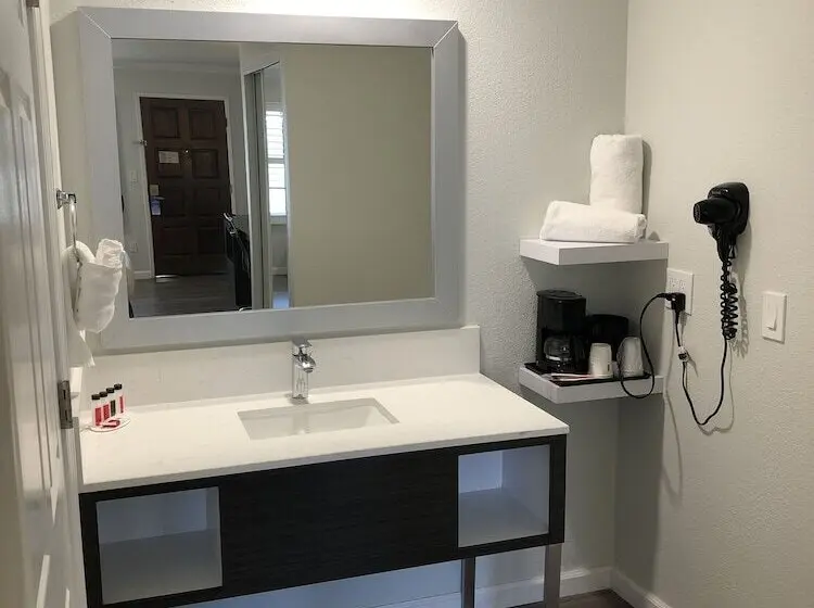ホテル Rodeway Inn Milpitas Near Great Mall