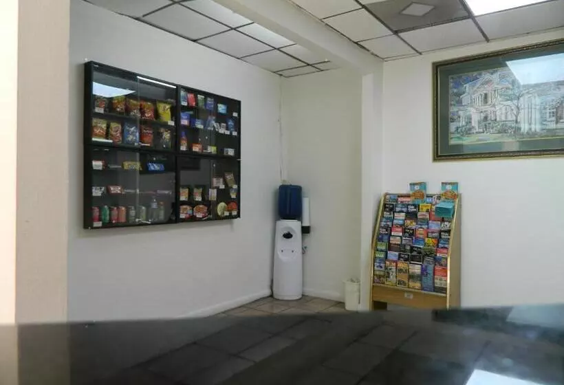 ホテル Travel Inn Atlanta