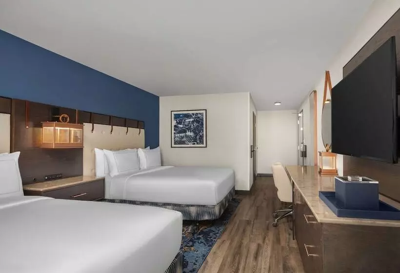 هتل Westport Kansas City, Tapestry Collection By Hilton