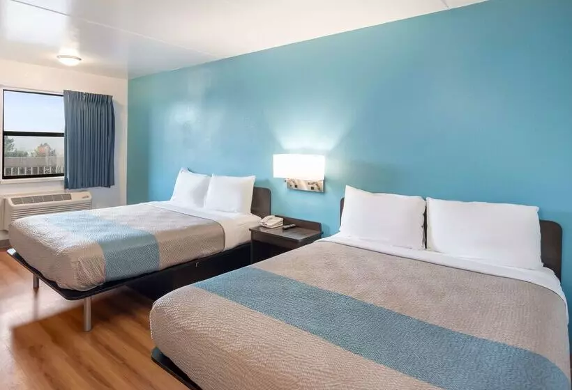 Motel 6 Colorado Springs, Co   Air Force Academy