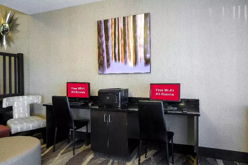 מוטל Red Roof Inn & Suites Newburgh Stewart Airport West Point