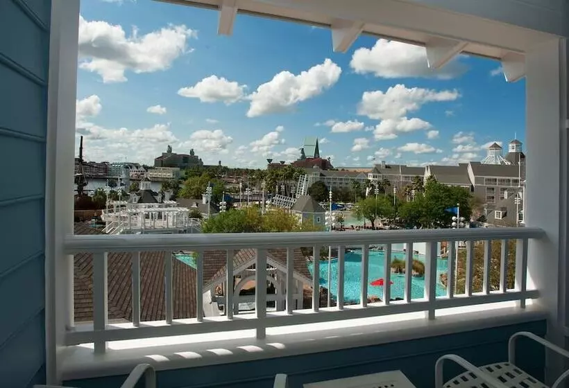 Disney S Yacht Club Resort