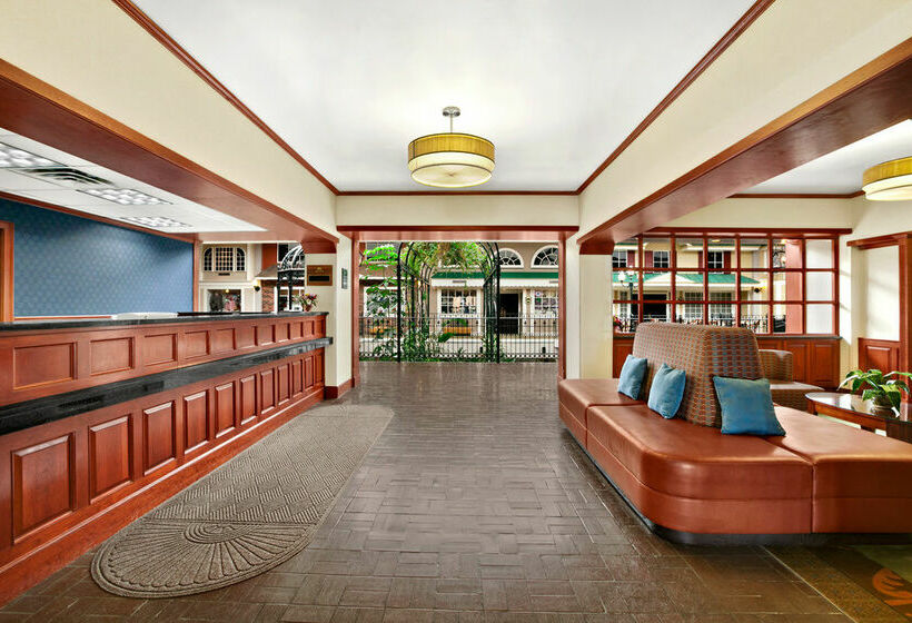 酒店 Days Inn By Wyndham Penn State