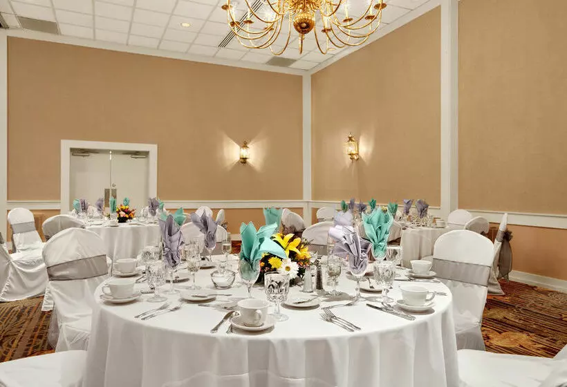 Hotel Days Inn By Wyndham Penn State