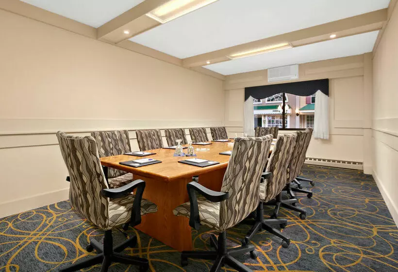 Hotel Days Inn By Wyndham Penn State