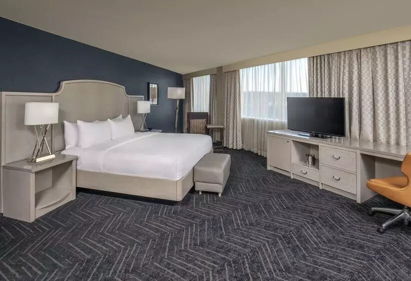 Doubletree By Hilton Hotel Nashville Downtown