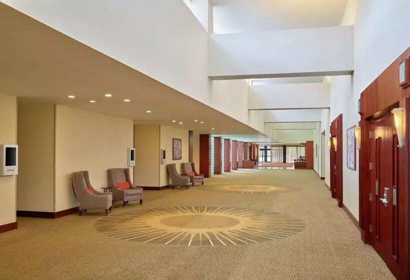 فندق Doubletree By Hilton Houston Intercontinental Airport