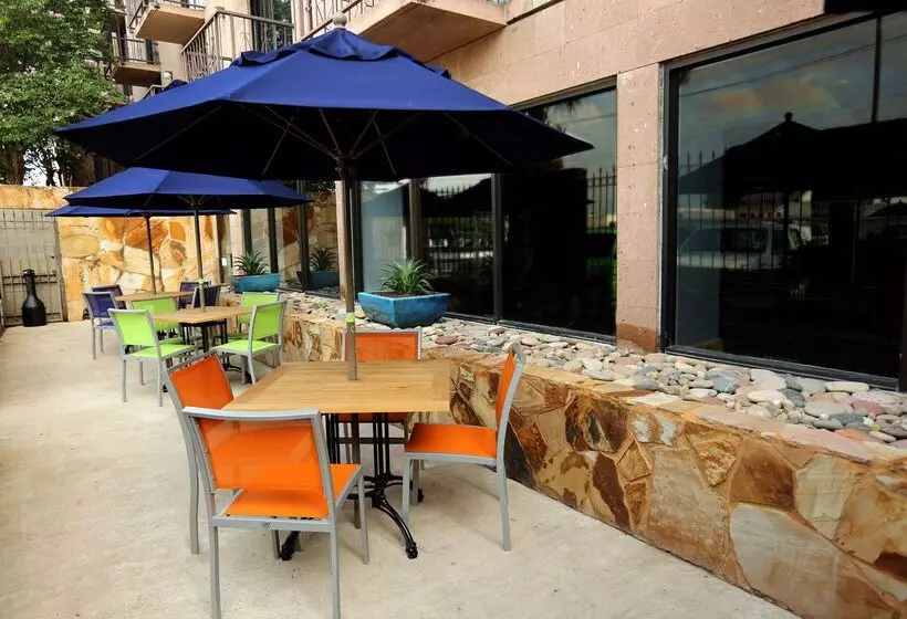 Doubletree Suites By Hilton Hotel Mcallen