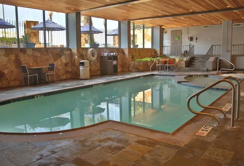 Doubletree Suites By Hilton Hotel Mcallen