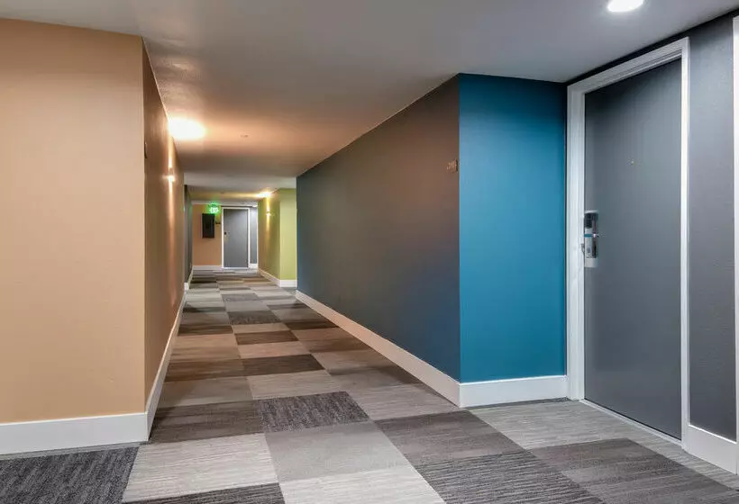 호텔 Vagabond Inn Executive Bakersfield Downtowner