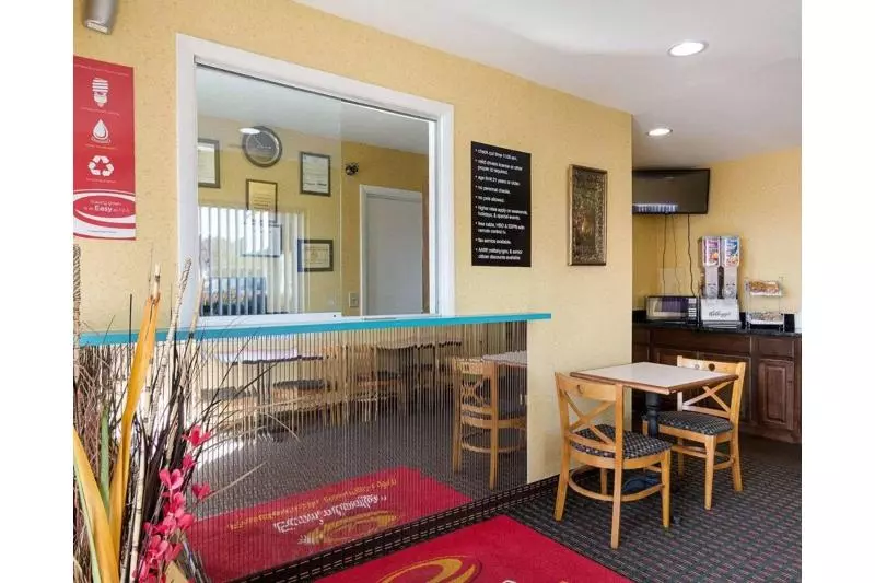 فندق Econo Lodge Fredericksburg Near I 95