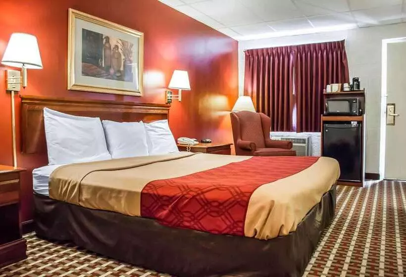 בית מלון כפרי Econo Lodge