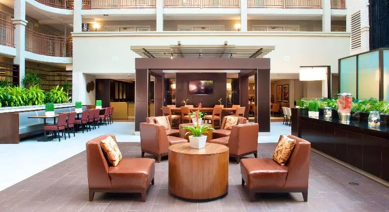 Отель Embassy Suites By Hilton Denver Tech Center North