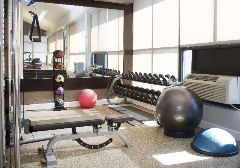 فندق Embassy Suites By Hilton Denver Tech Center North