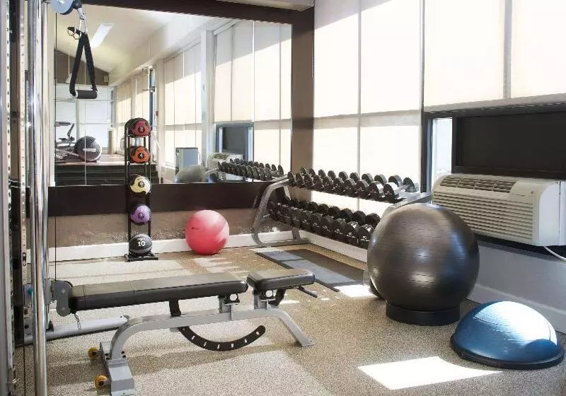 Отель Embassy Suites By Hilton Denver Tech Center North