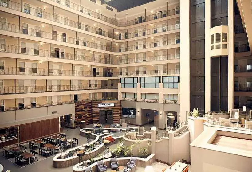 فندق Embassy Suites By Hilton Los Angeles Downey