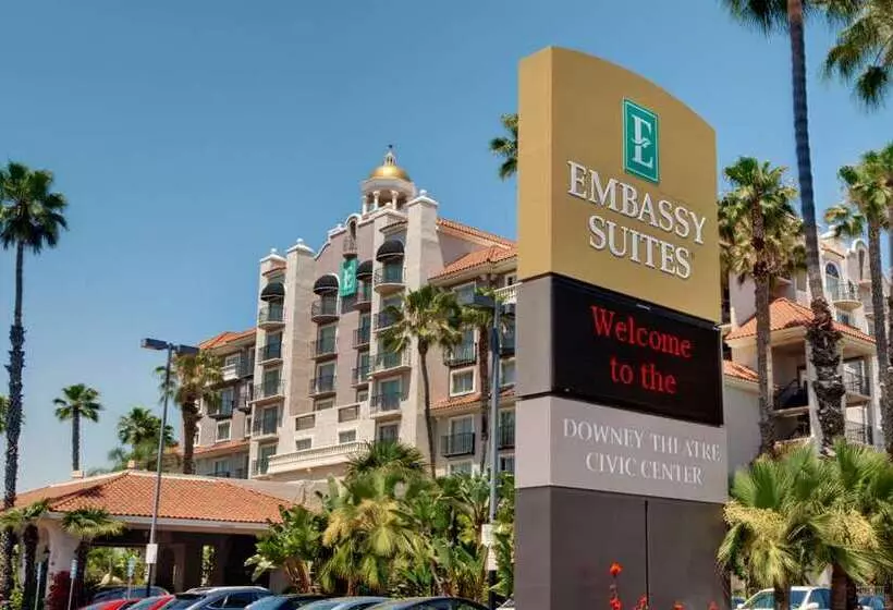 فندق Embassy Suites By Hilton Los Angeles Downey