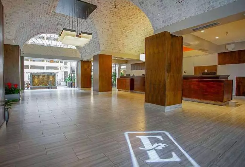 ホテル Embassy Suites By Hilton San Antonio Nw I10