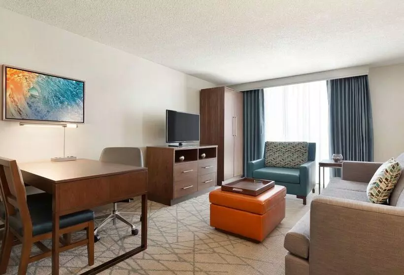 Отель Embassy Suites By Hilton San Luis Obispo