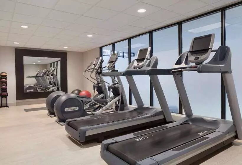 Отель Embassy Suites By Hilton San Luis Obispo