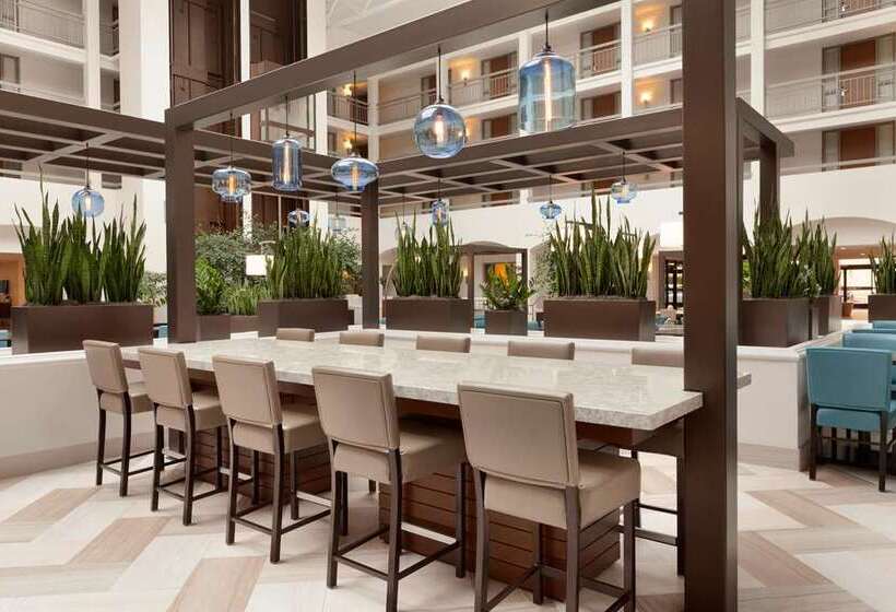 هتل Embassy Suites By Hilton San Luis Obispo