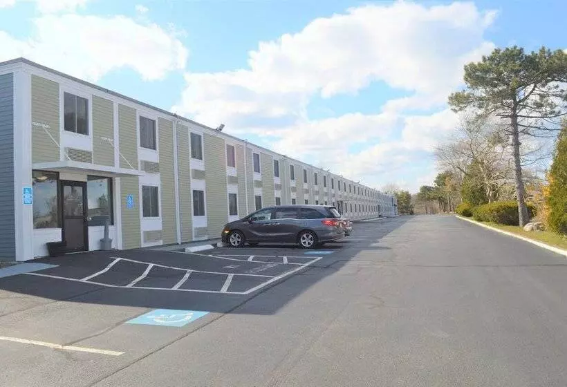 Отель Falmouth Inn