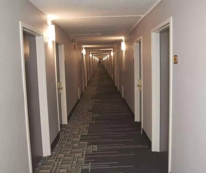 Отель Falmouth Inn