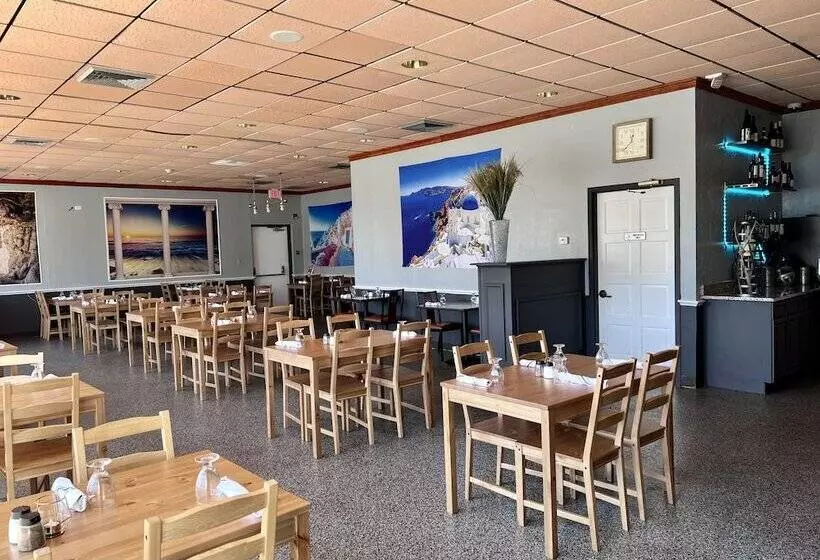 Отель Falmouth Inn