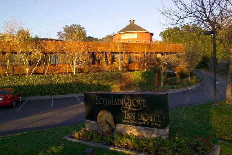 ホテル Fountaingrove Inn Sonoma