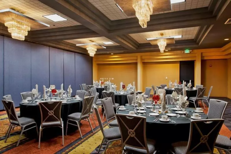 ホテル Fountaingrove Inn Sonoma