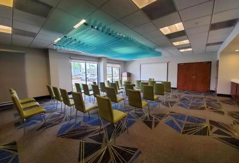 Holiday Inn Express Hotel & Suites Miami   Hialeah, An Ihg