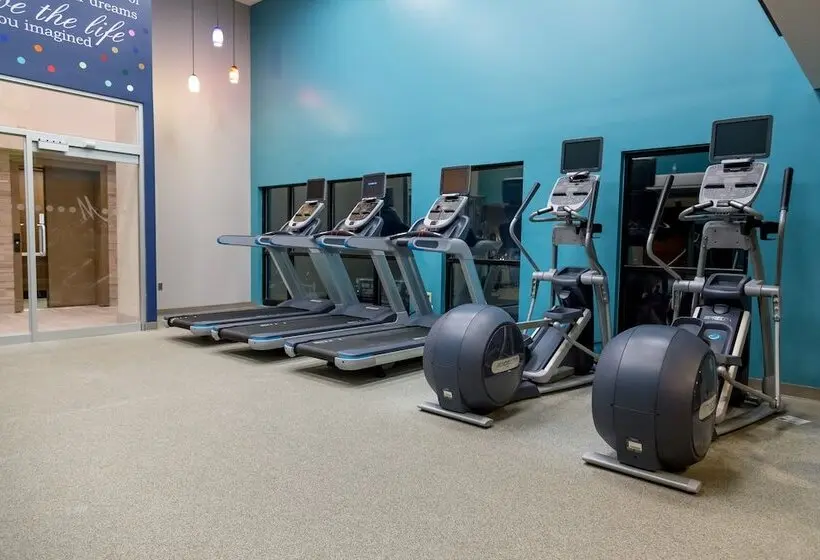 Holiday Inn & Suites Syracuse Airport Liverpool, An Ihg