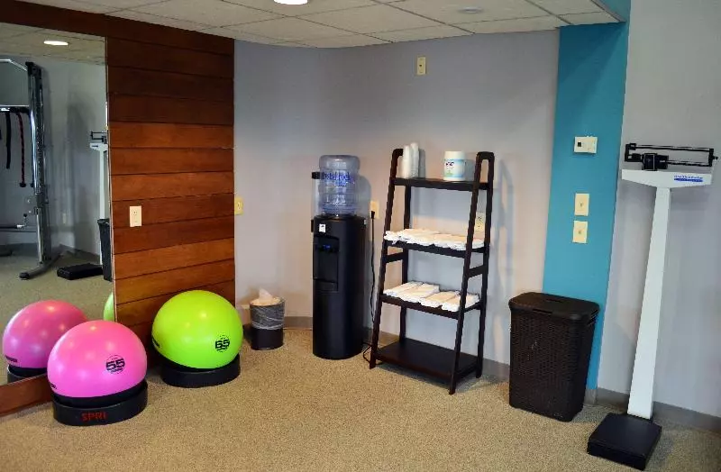 Szálloda Holiday Inn & Suites Syracuse Airport   Liverpool, An Ihg