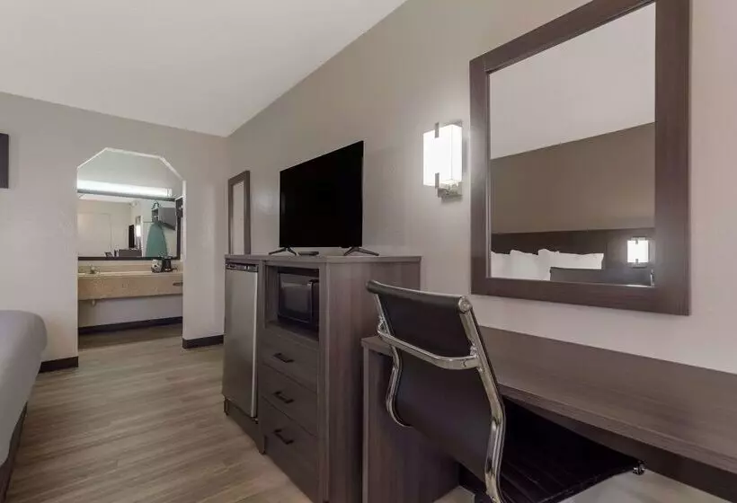 ホテル Quality Inn Charleston  West Ashley