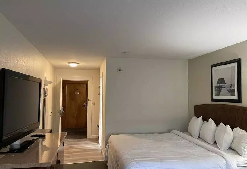 호텔 Whalers Inn And Suites