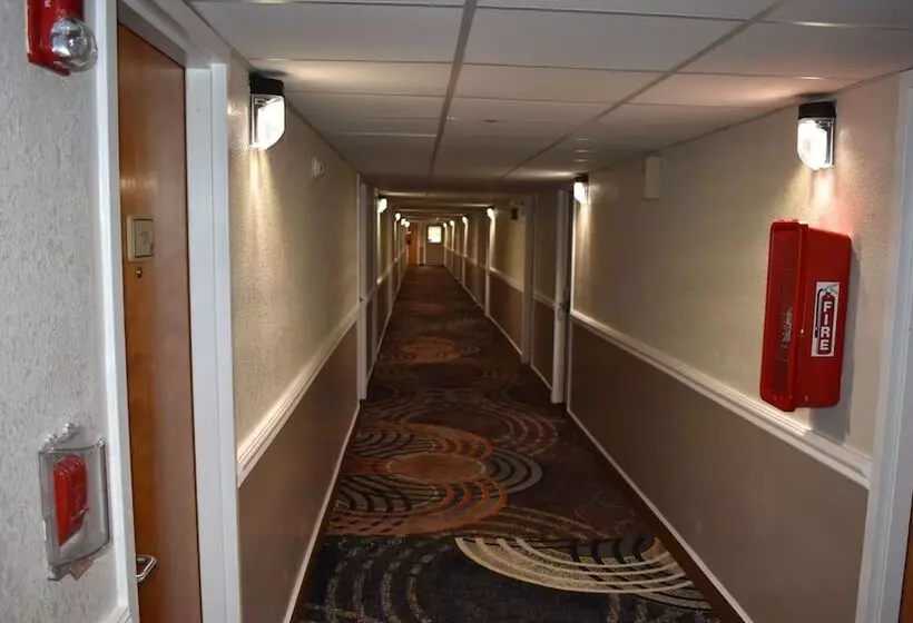 Mho Hotel Bordentown