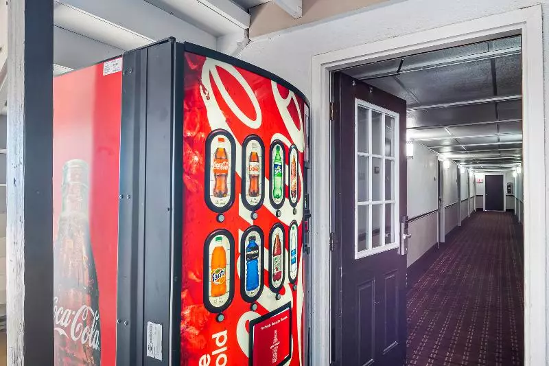 فندق Oyo Townhouse Dodge City Ks