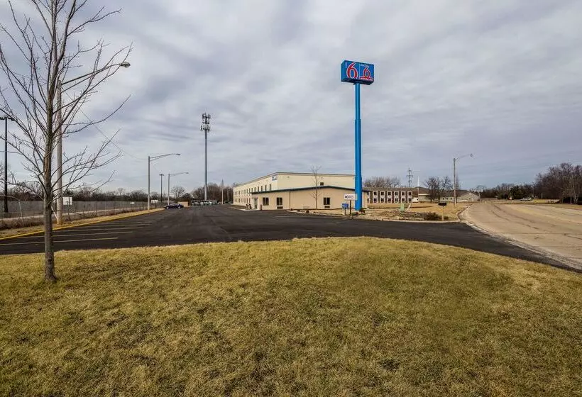 Motel 6 Peoria, Il