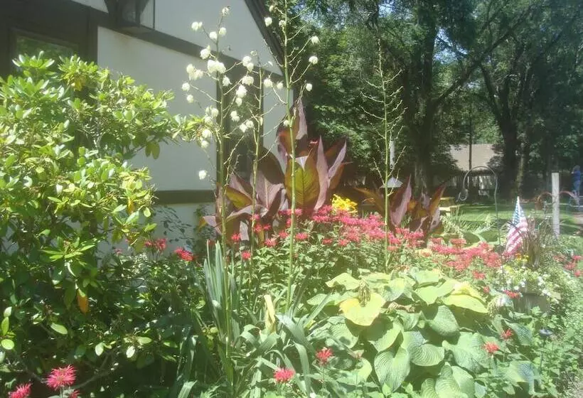 The Earl Of Sandwich Motel