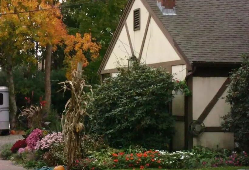 The Earl Of Sandwich Motel