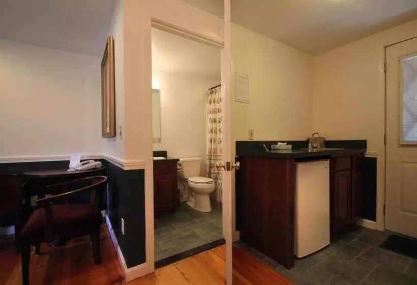 The Earl Of Sandwich Motel