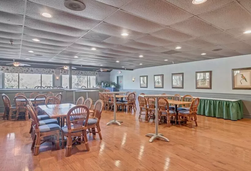 Hilton Head Island Beach And Tennis Resort