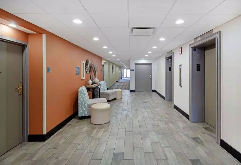 فندق Best Western Plus Chicagoland Countryside