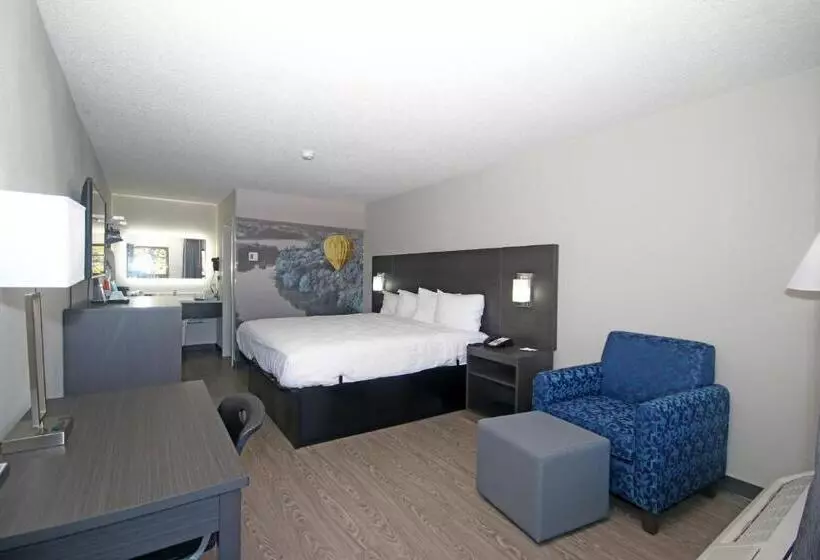 בית מלון כפרי Clarion Pointe Statesville