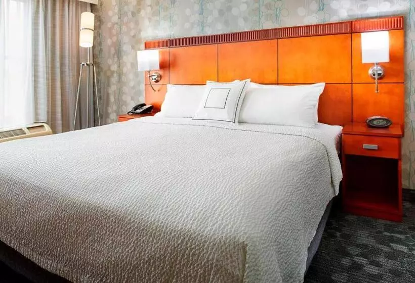 Szálloda Courtyard Hamilton